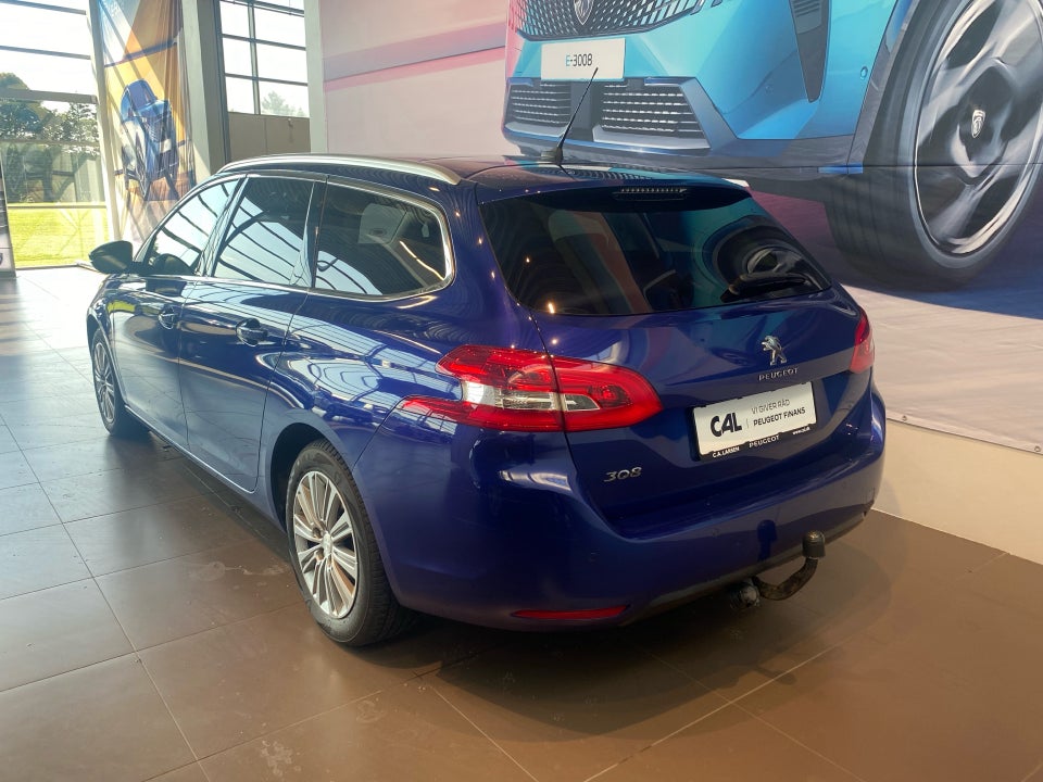 Peugeot 308 1,6 BlueHDi 120 Allure Sky SW 5d