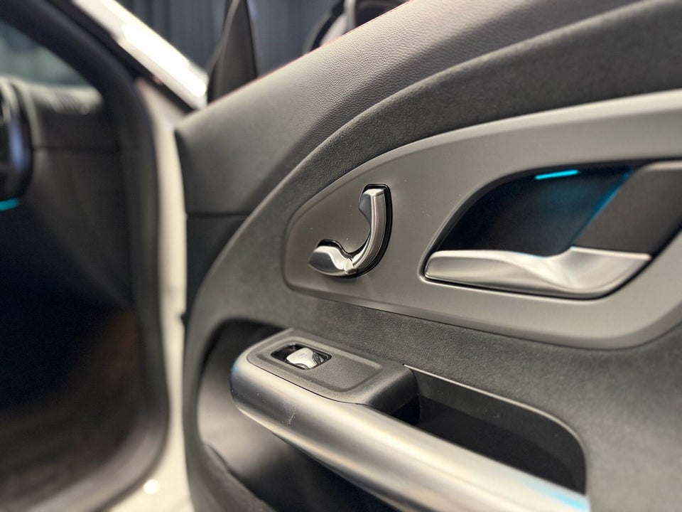 Mercedes CLA250+ electric AMG Advance Plus 4d