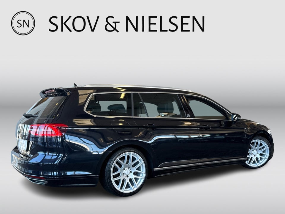 VW Passat 2,0 TDi 190 R-line Variant DSG 5d