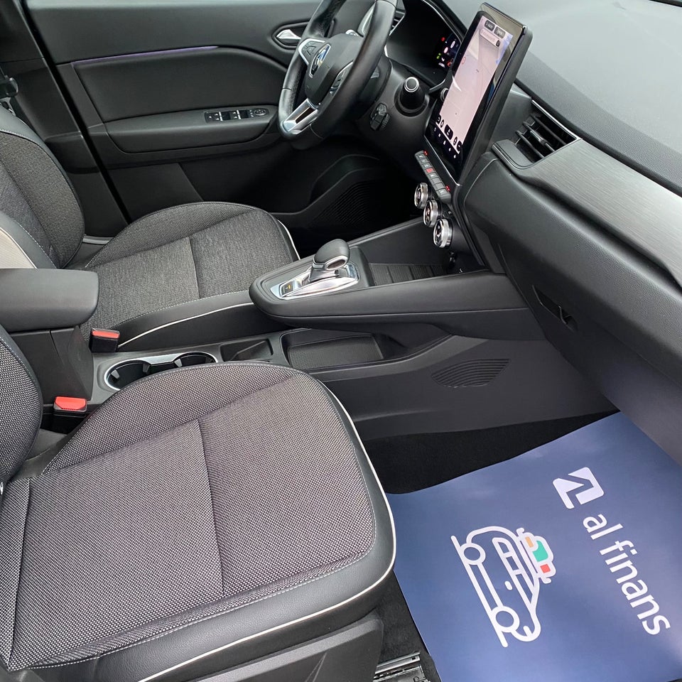 Renault Captur 1,6 E-Tech Intens 5d