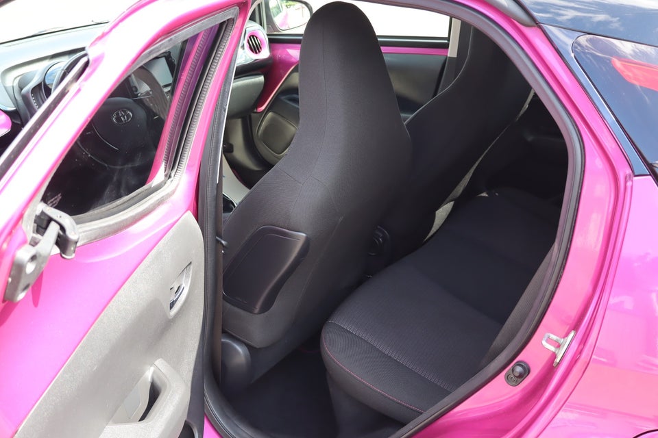 Toyota Aygo 1,0 VVT-i x-pression 5d