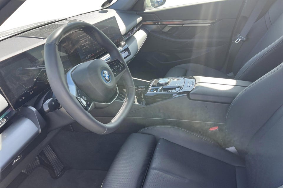 BMW i5 eDrive40 Touring Sport Line 5d