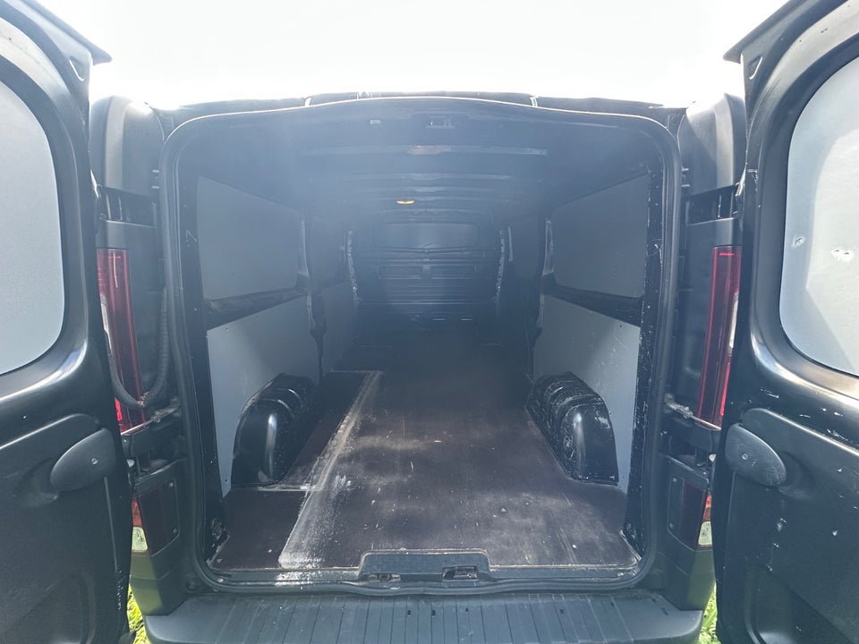 Renault Trafic T29 2,0 dCi 120 L2H1