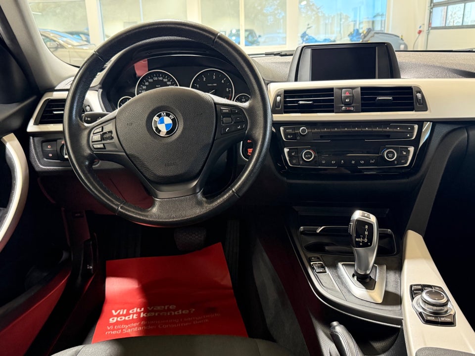 BMW 320d 2,0 Touring Advantage aut. 5d