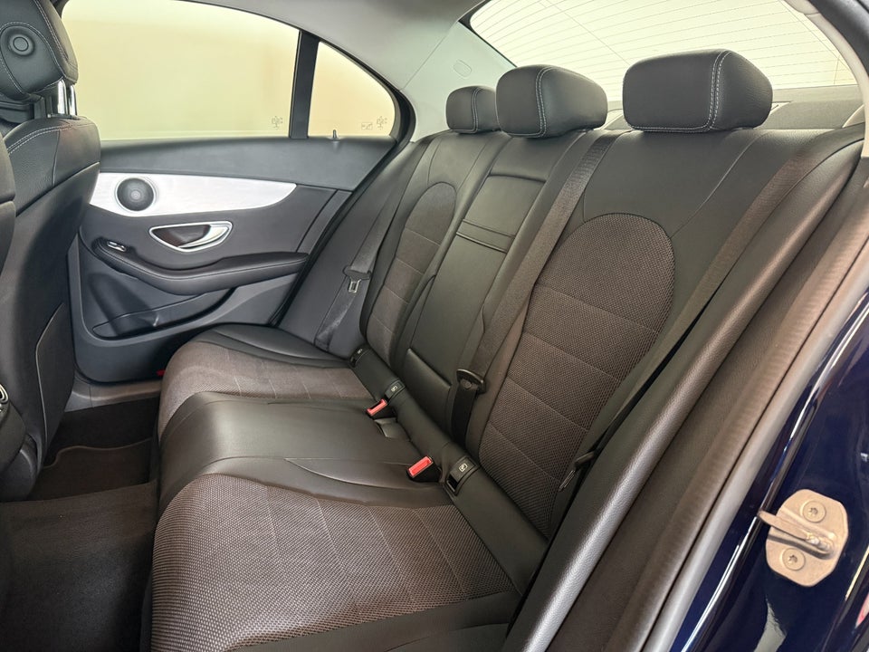 Mercedes C220 d 2,0 Advantage aut. 4d