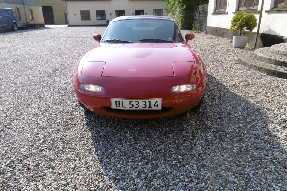 Mazda MX-5 1,6  2d