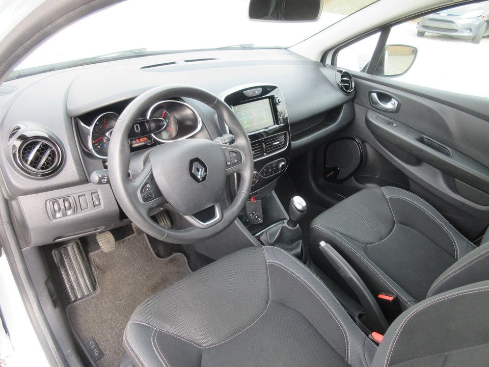 Renault Clio IV 1,5 dCi 90 Zen Sport Tourer 5d