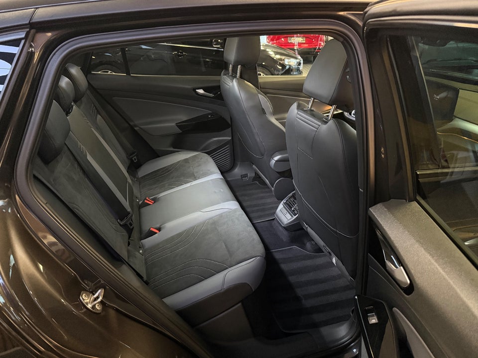 VW ID.4 77 Pro Performance 5d