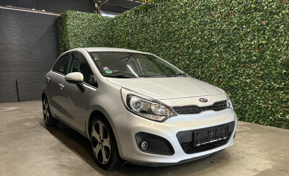 Kia Rio 1,4 CVVT Exclusive 5d