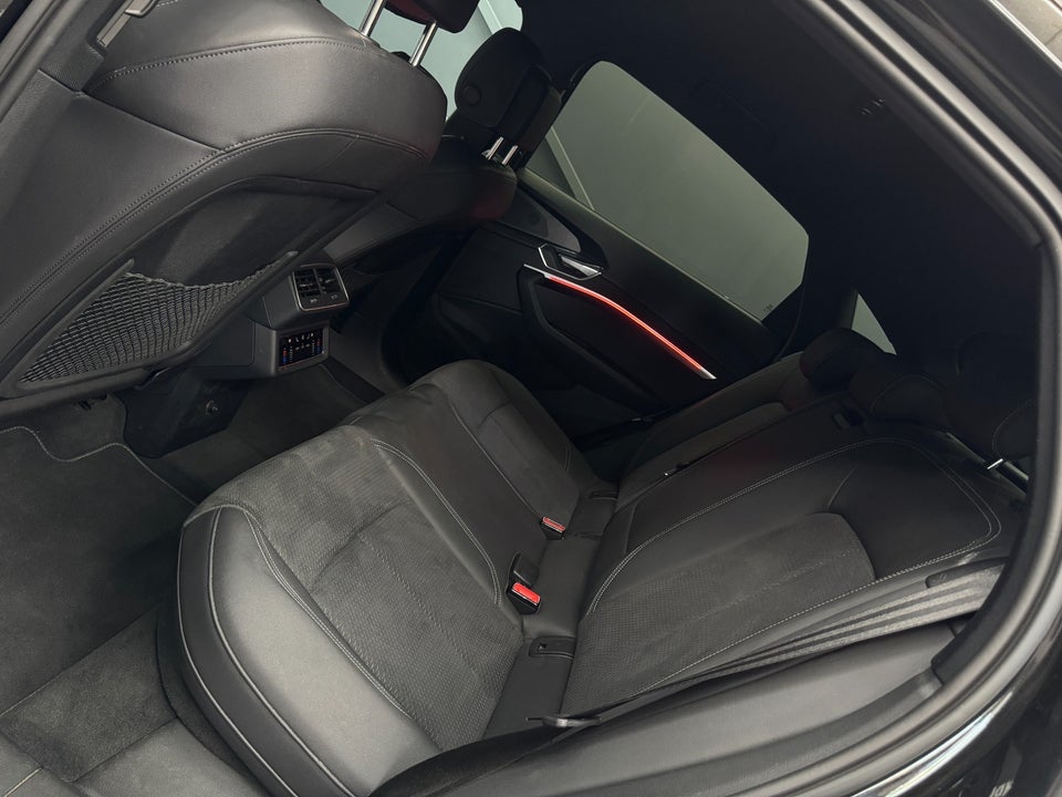 Audi e-tron 55 S-line Sportback quattro 5d