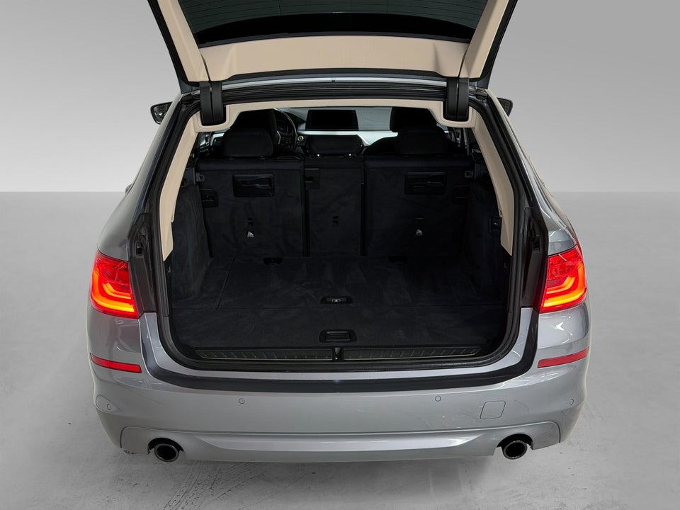 BMW 530d 3,0 Touring M-Sport aut. 5d