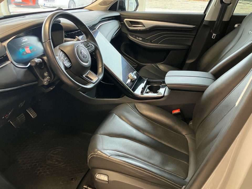 MG Marvel R Performance 5d