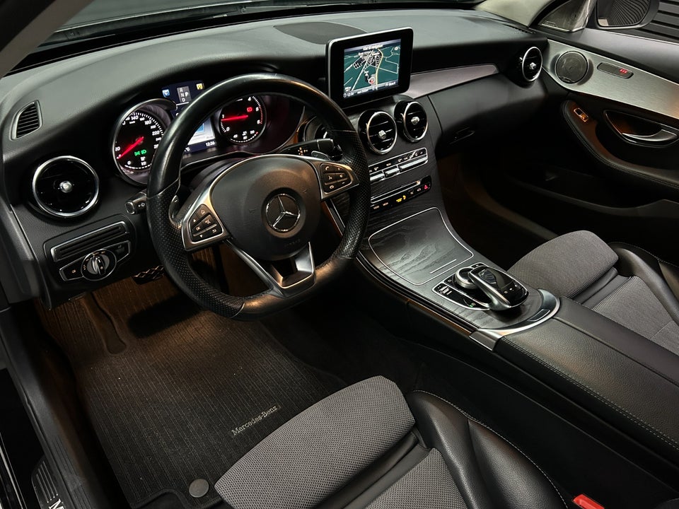 Mercedes C220 d 2,2 AMG Line aut. 4d