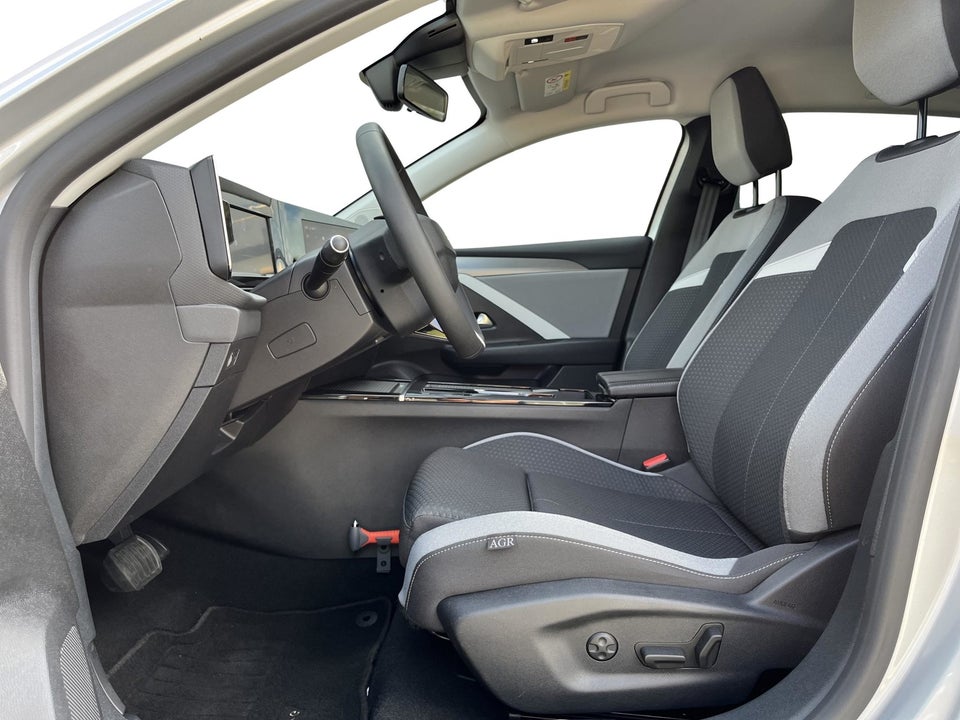 Opel Astra-e 54 Sports Tourer 5d