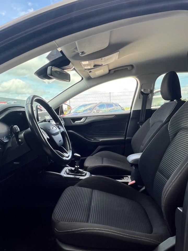 Ford Focus 1,0 EcoBoost Titanium stc. 5d