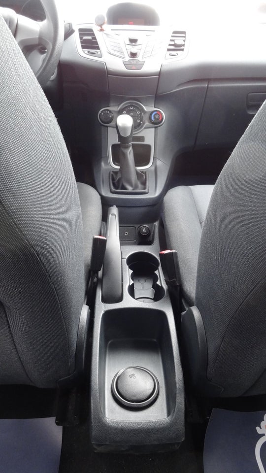 Ford Fiesta 1,25 82 Trend 5d