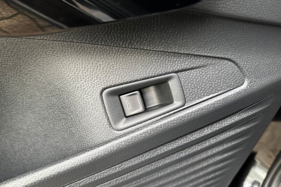 VW ID.4 77 Style 4Motion 5d