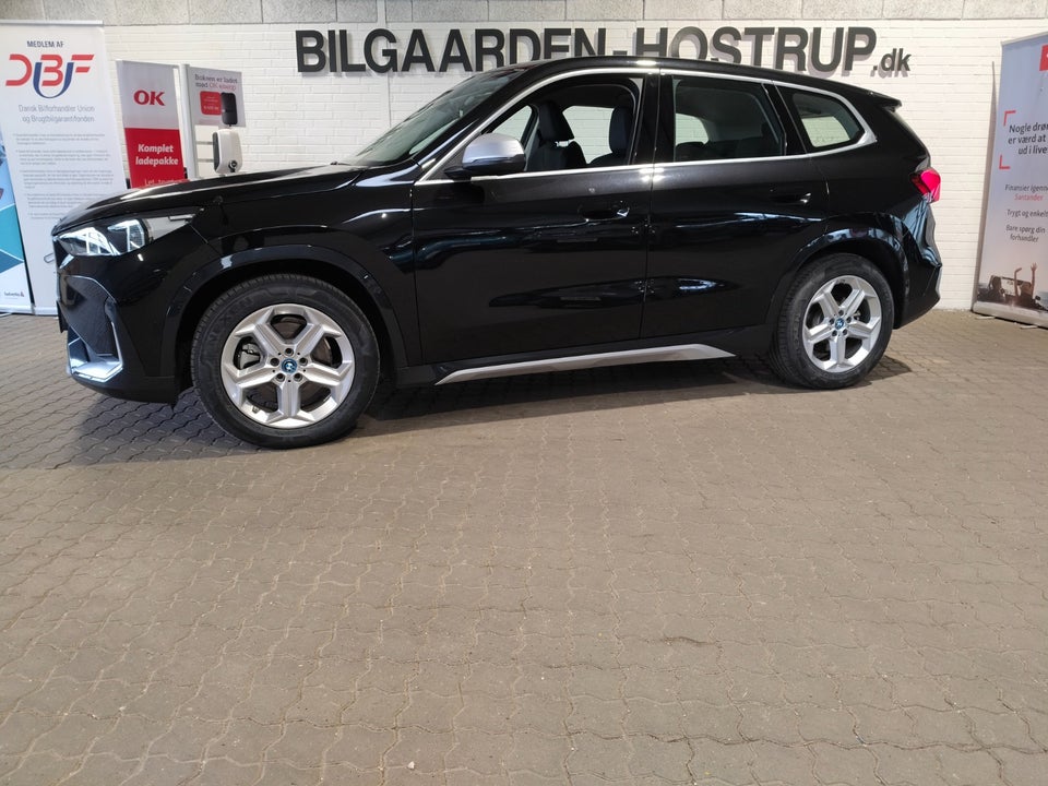 BMW iX1 xDrive30 5d