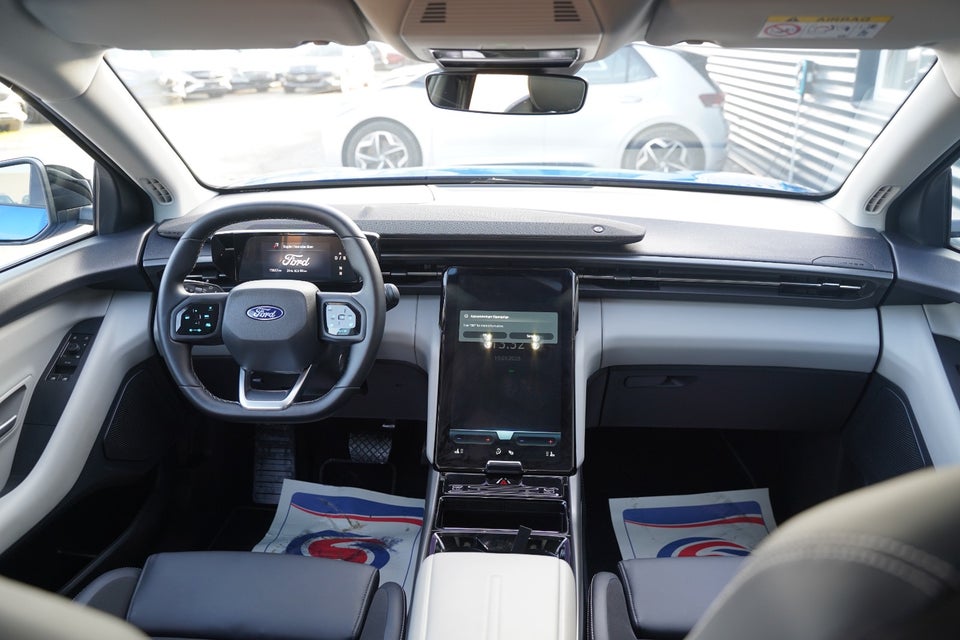 Ford Explorer 79 Select Extended Range AWD 5d