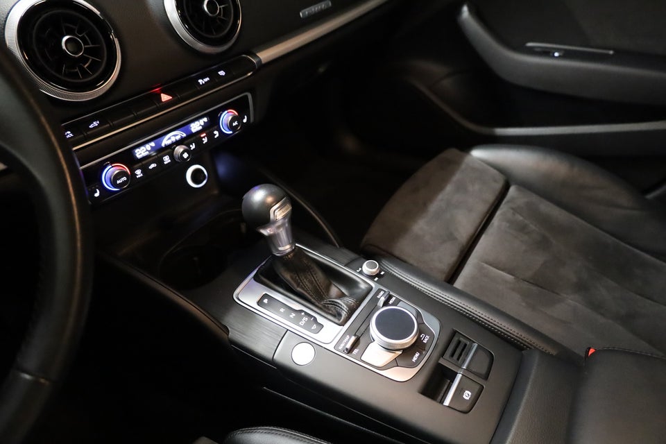 Audi A3 1,4 e-tron Sportback S-tr. 5d