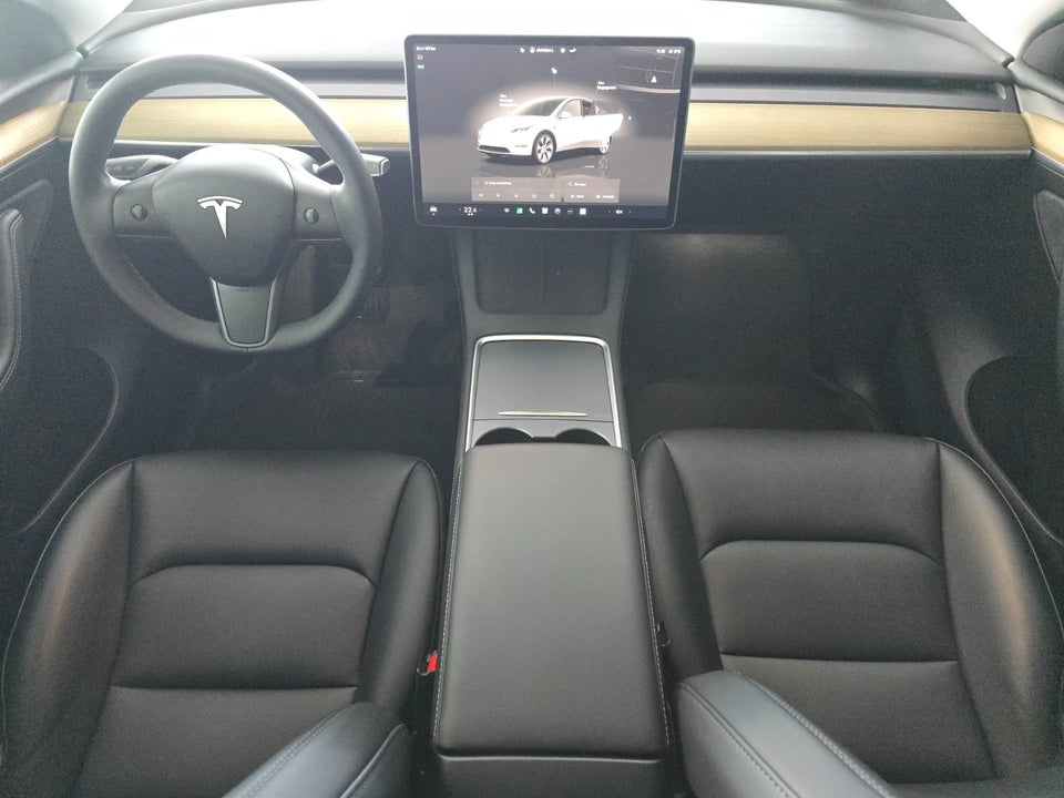 Tesla Model Y RWD 5d
