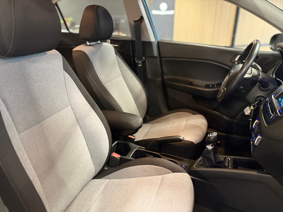 Hyundai i20 1,25 Trend 5d