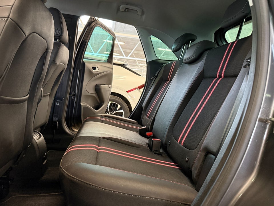 Opel Crossland 1,2 T 110 GS Line 5d