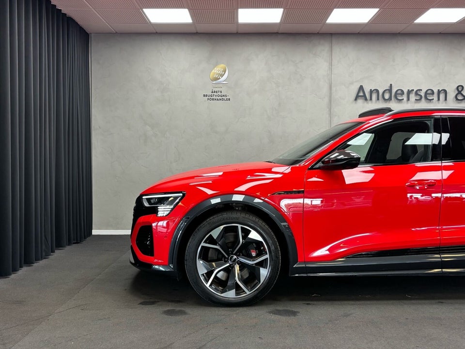 Audi SQ8 e-tron Sportback quattro 5d