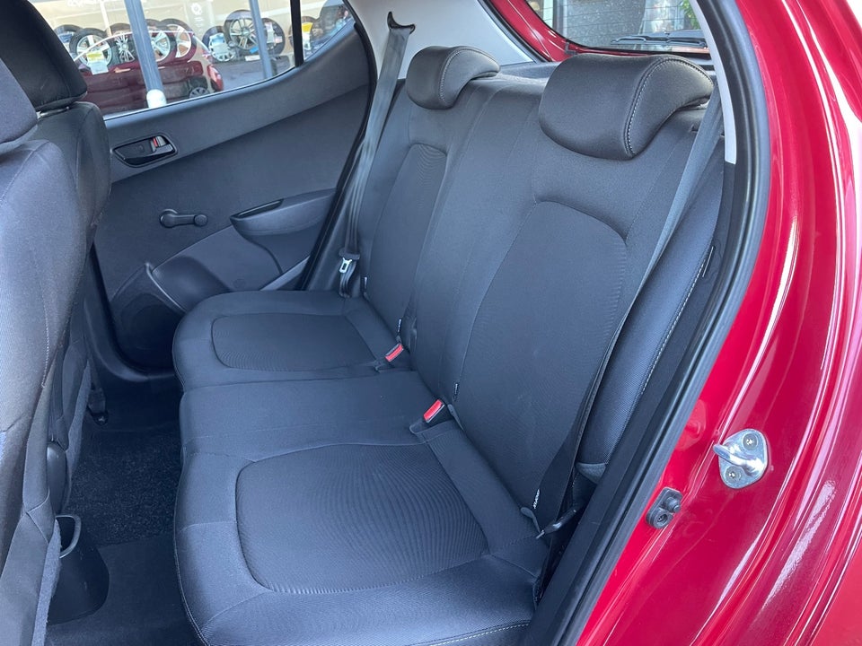 Hyundai i10 1,0 Touch 5d