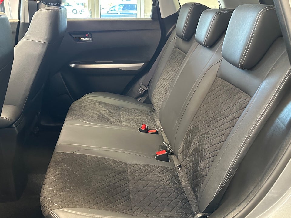 Suzuki Vitara 1,4 mHybrid Adventure aut. 5d