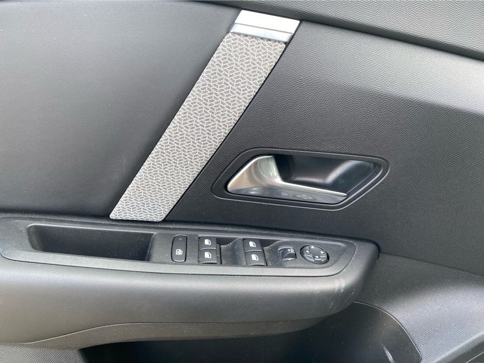Citroën ë-C4 X 50 Concorde Premiere Pack 4d