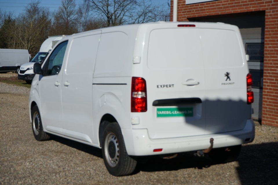 Peugeot Expert 2,0 BlueHDi 122 L2 Plus EAT8 Van