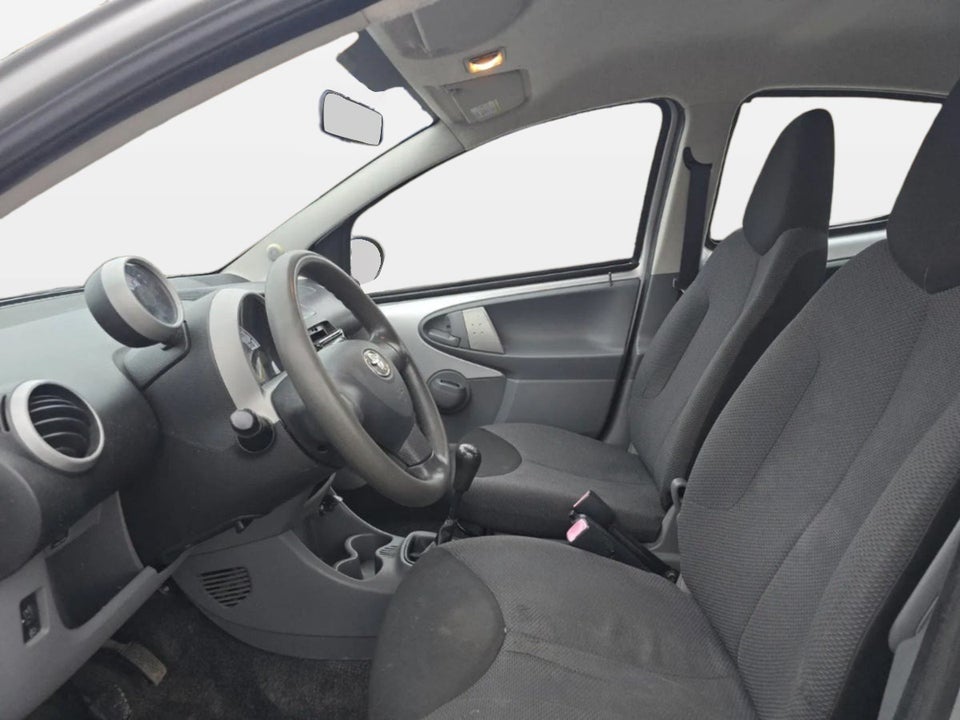 Toyota Aygo 1,0 Plus komfort 5d
