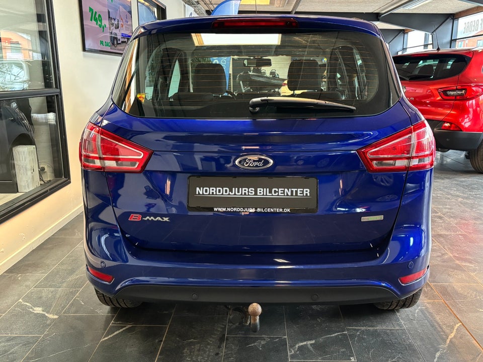 Ford B-MAX 1,0 SCTi 125 Titanium 5d