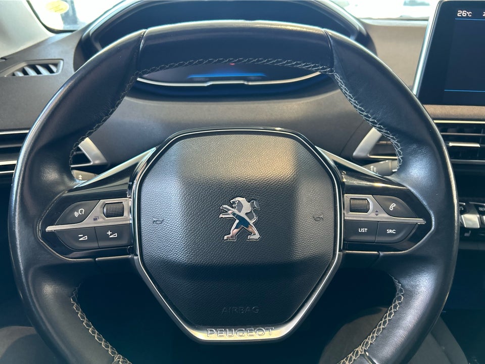 Peugeot 5008 1,2 e-THP 130 Active 7prs 5d