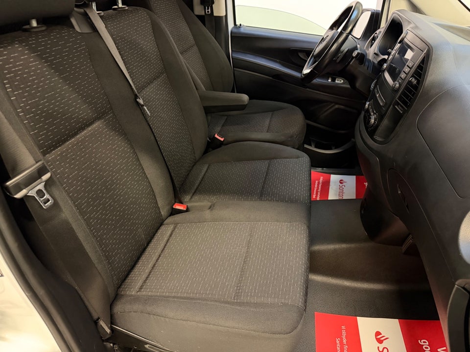 Mercedes eVito 129 Tourer PRO XL Van