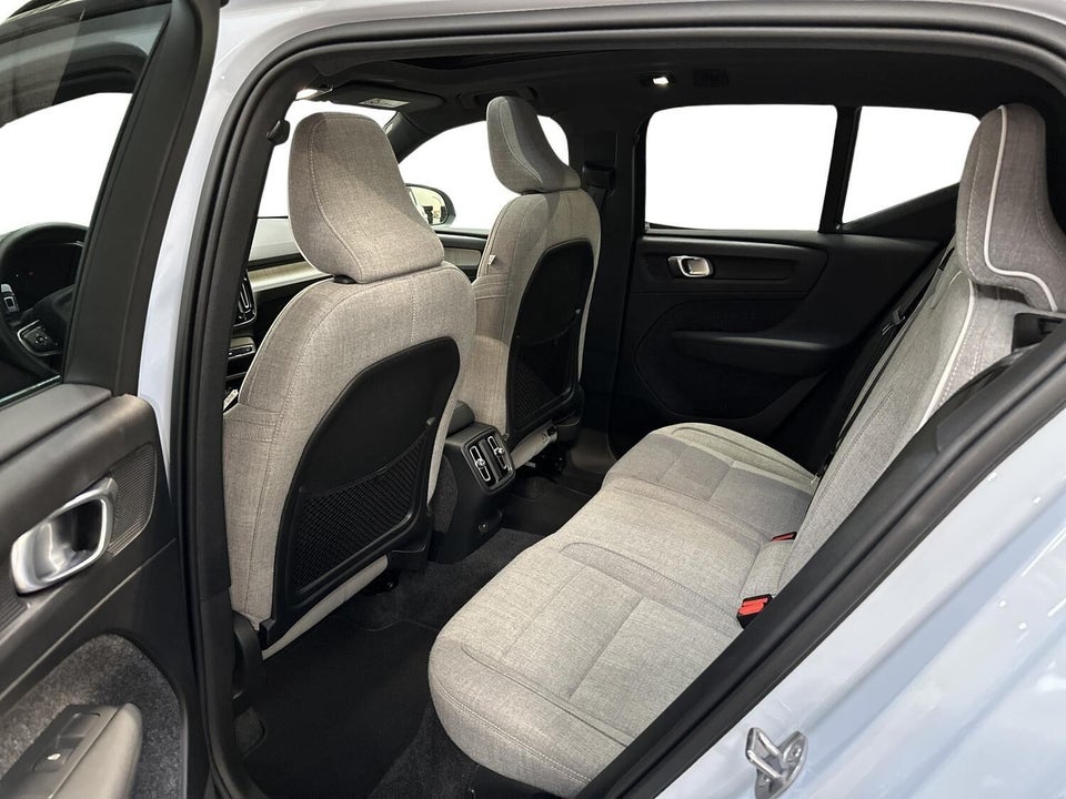 Volvo EX40 Extended Range Ultra 5d