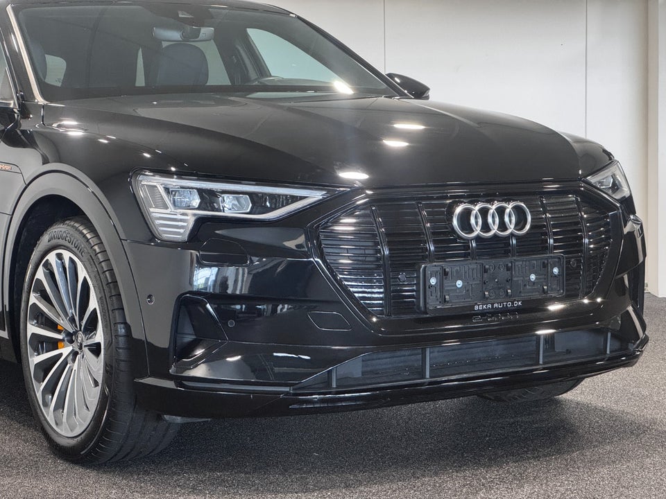 Audi e-tron 55 S-line quattro 5d