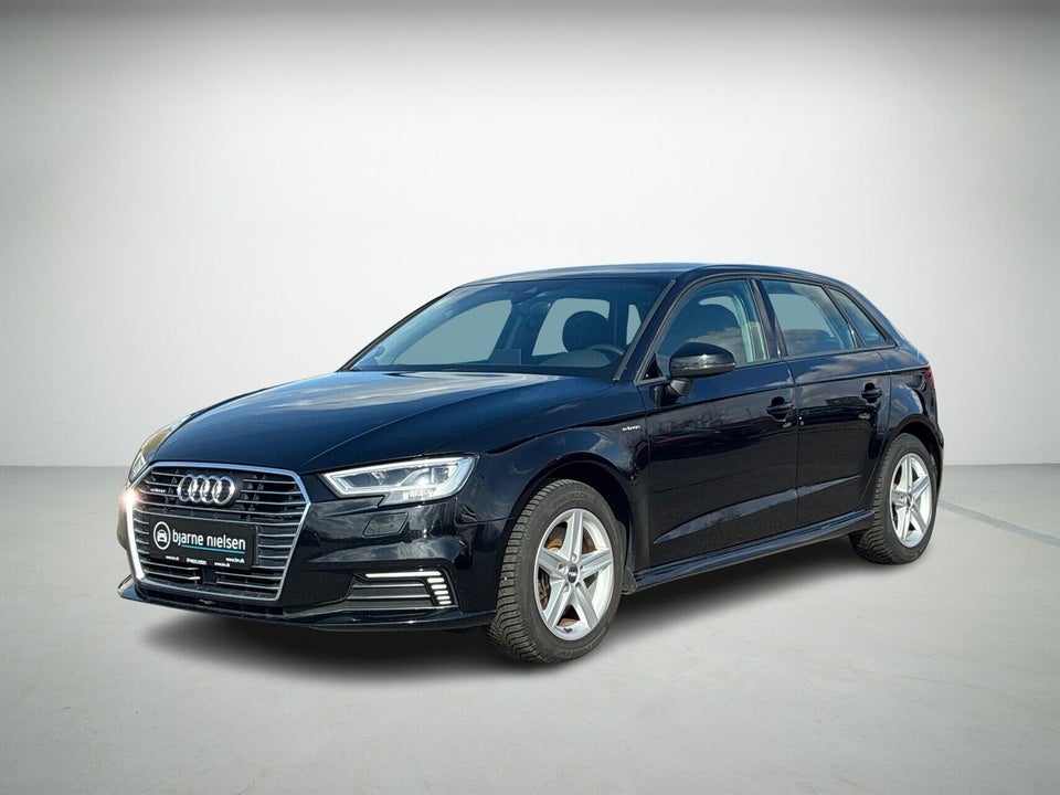 Audi A3 1,4 e-tron Sportback S-tr. 5d