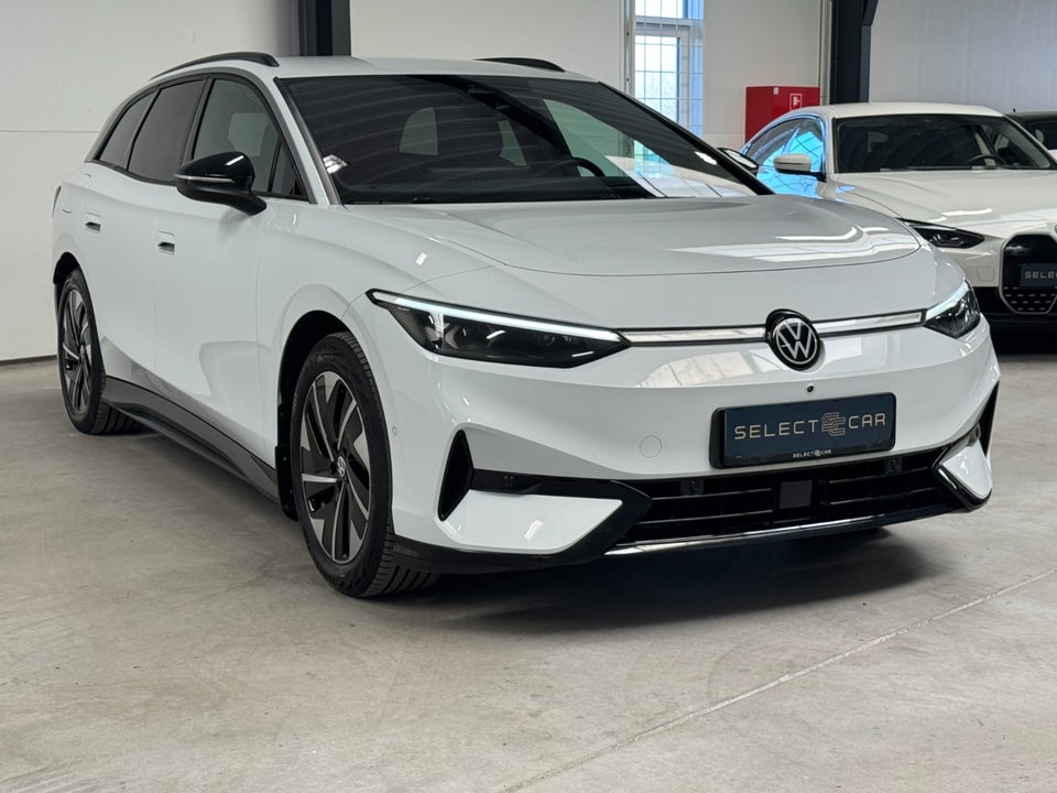 VW ID.7 77 Style Tourer 5d