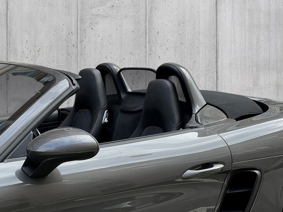 Porsche 718 Boxster 2,0 PDK 2d