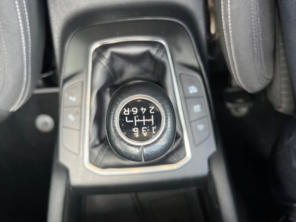 Ford Focus 1,0 EcoBoost mHEV Titanium X 5d