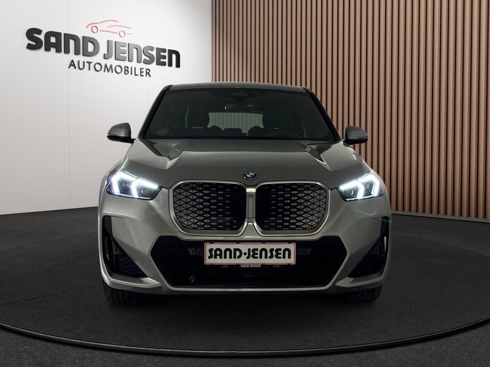 BMW iX1 xDrive30 M-Sport Premium 5d