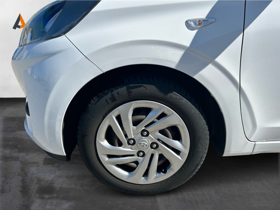 Hyundai i10 1,0 MPi Essential AMT 5d