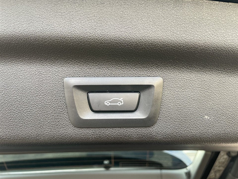 BMW iX1 eDrive20 M-Sport 5d