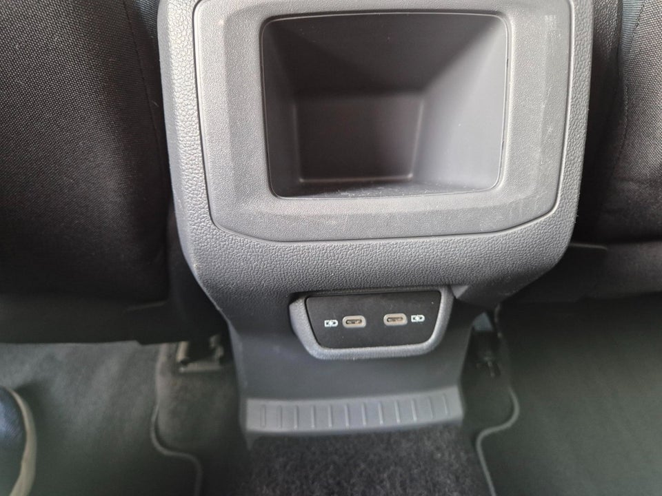 VW T-Cross 1,0 TSi 110 Life Team DSG 5d