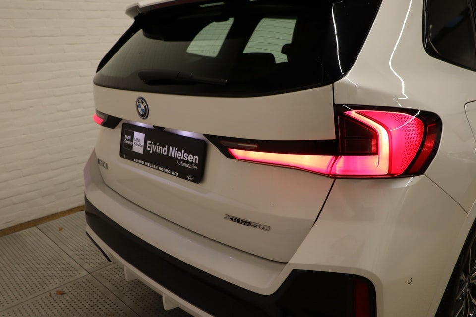 BMW iX1 xDrive30 M-Sport Premium 5d