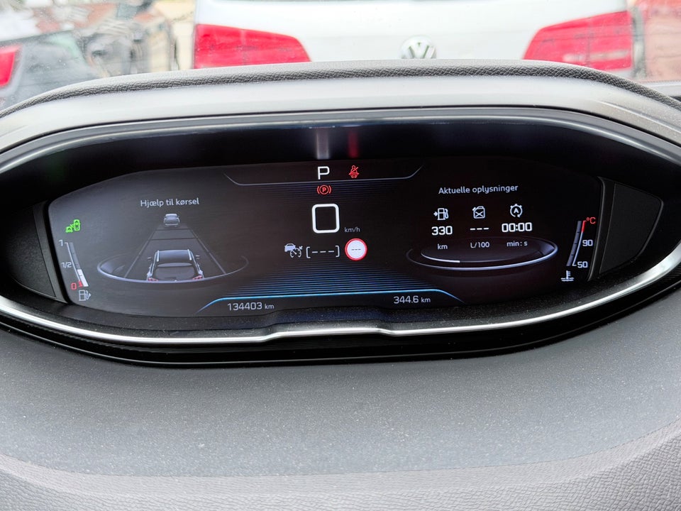 Peugeot 5008 1,5 BlueHDi 130 Allure EAT8 7prs 5d