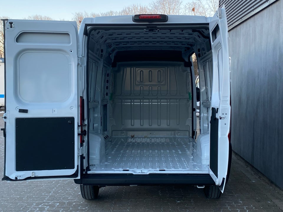 Fiat Ducato 35 Maxi 2,2 MJT 180 Kassevogn L3H2 Pro aut.