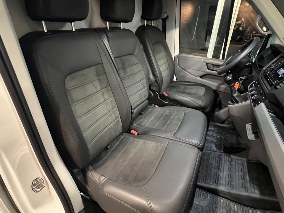 VW Crafter 35 2,0 TDi 140 Kassevogn L3H2